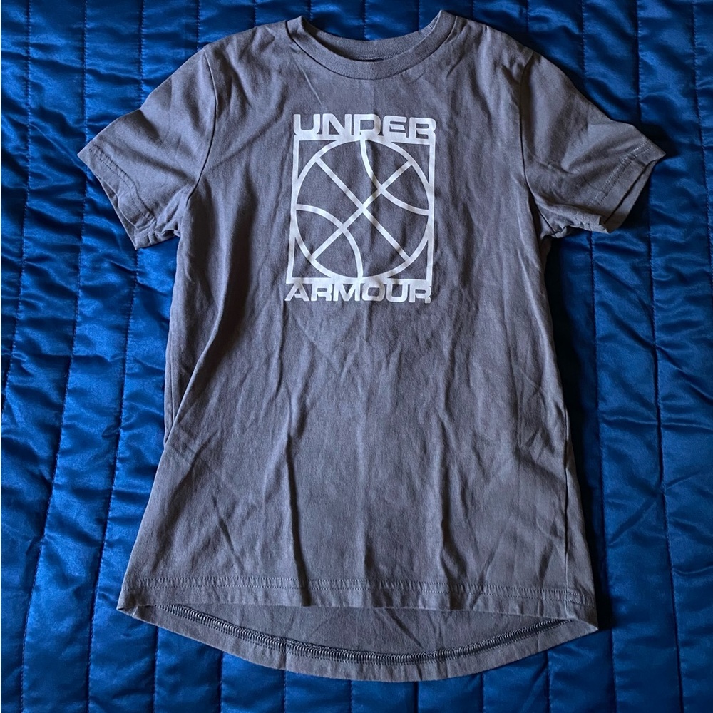 Under Armour Kids Shirt Size Small